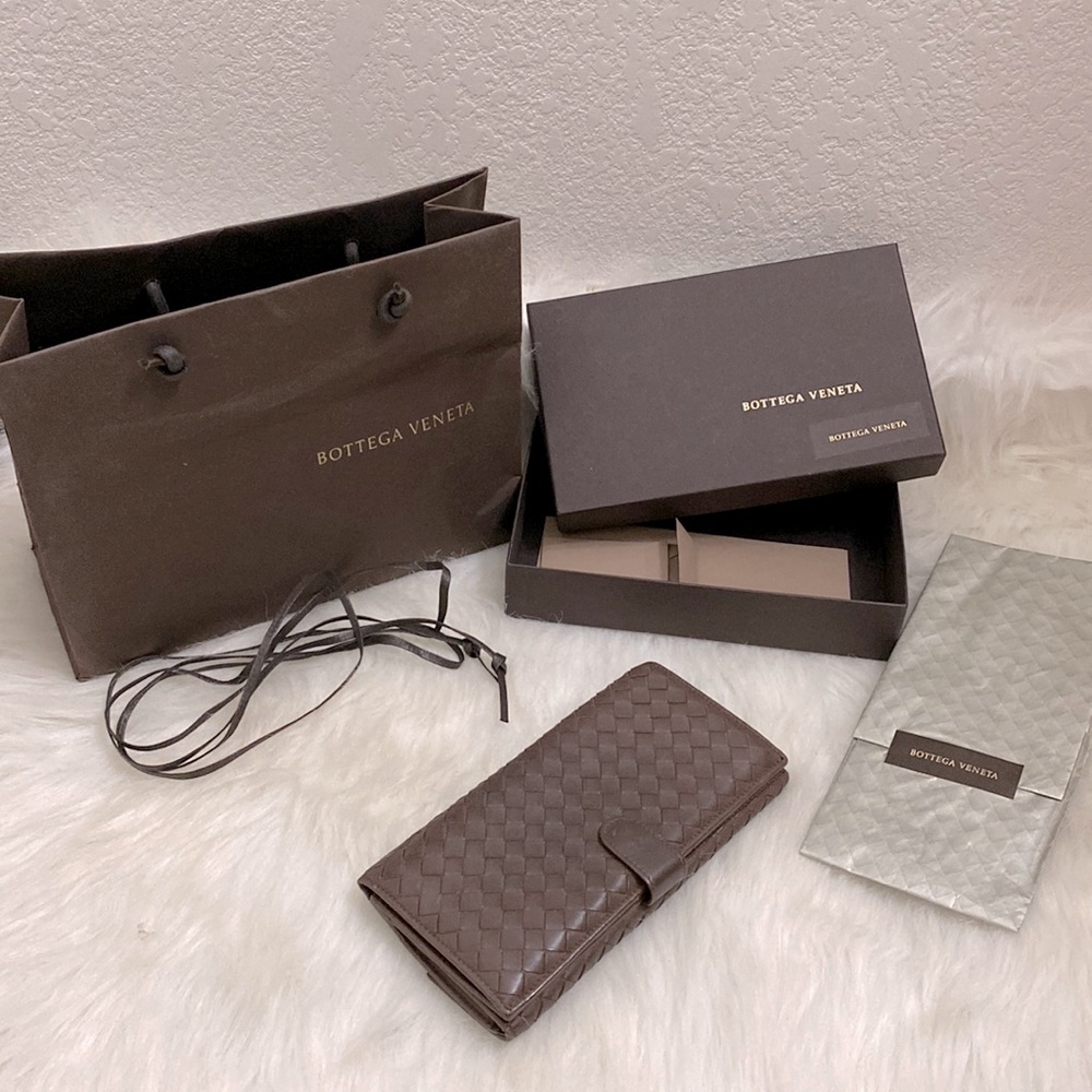 Bottega Veneat wallet